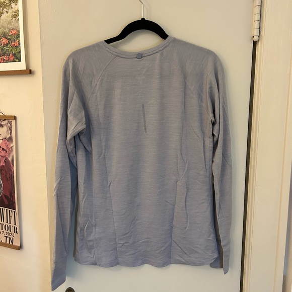 Nike Running Wool Reflective V Neck - Picture 4 of 5